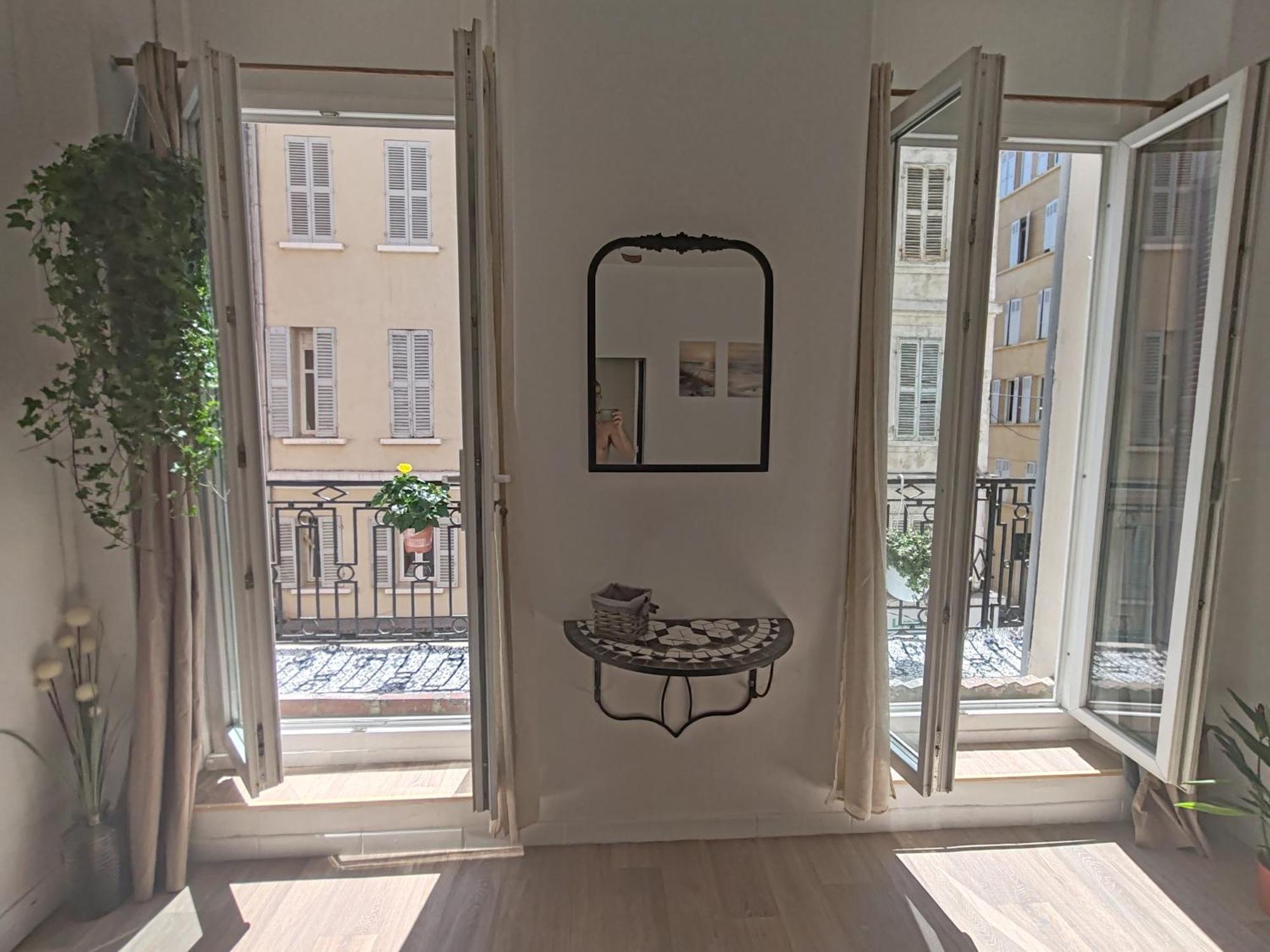 Apartament T3 Grand Balcon Au Coeur Du Vieux Port Marsylia Zewnętrze zdjęcie